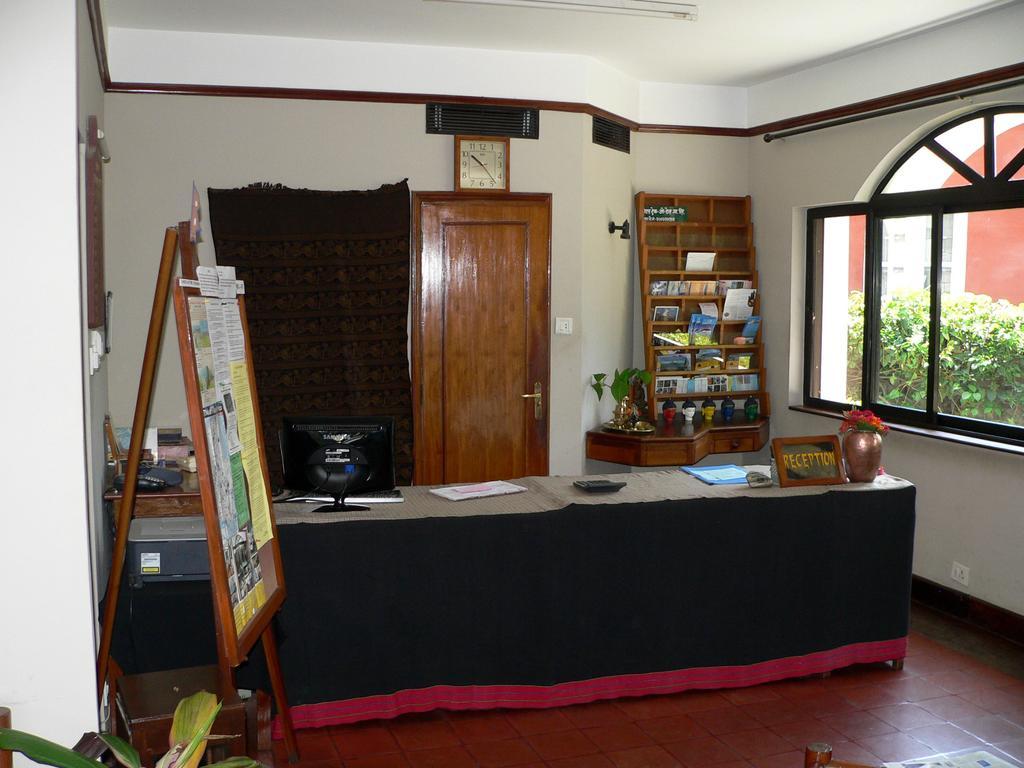 Trek-O-Tel Hotel Pokhara Exterior foto