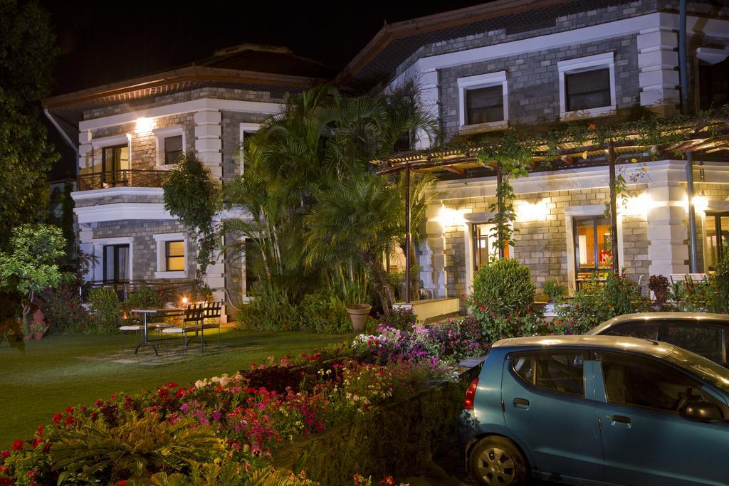 Trek-O-Tel Hotel Pokhara Exterior foto