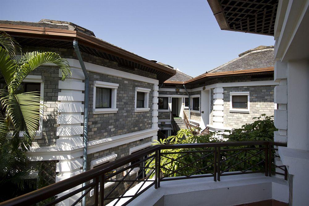 Trek-O-Tel Hotel Pokhara Exterior foto