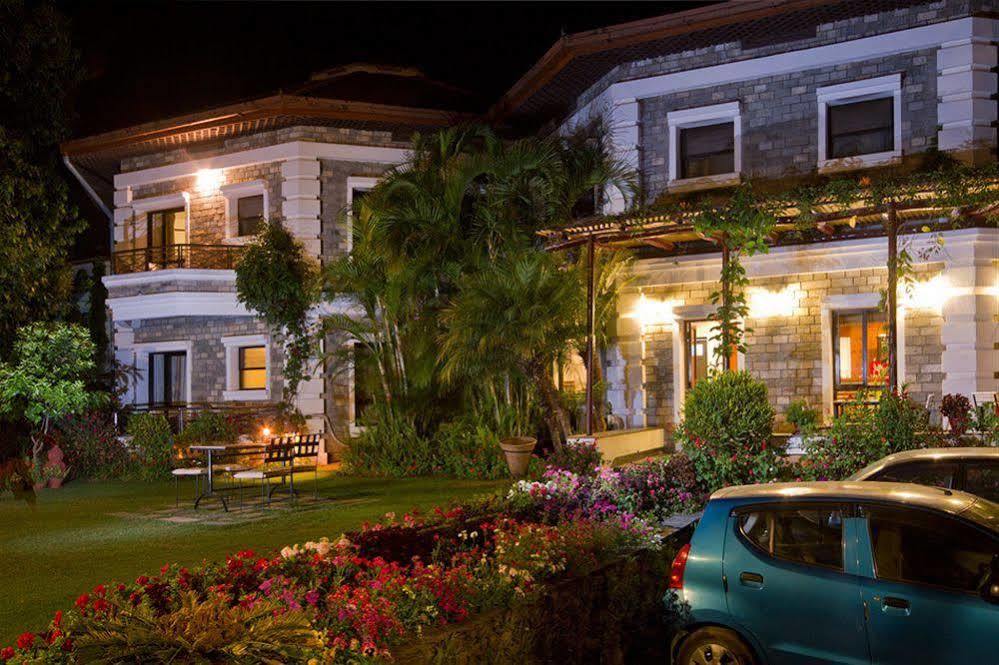 Trek-O-Tel Hotel Pokhara Exterior foto